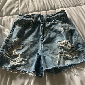 American Eagle Mom Jeans Shorts